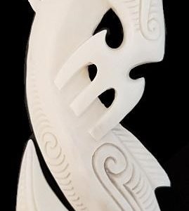 manaia bone carving