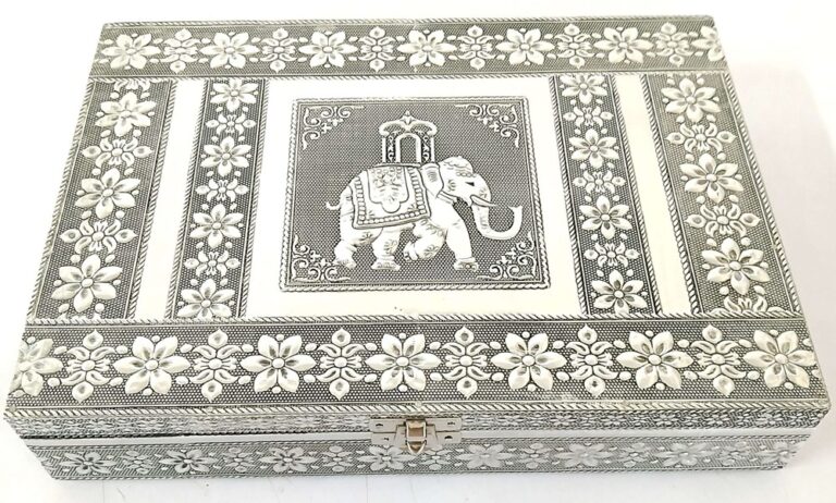 Elephant Jewellery Box with Ring Holder blue velvet