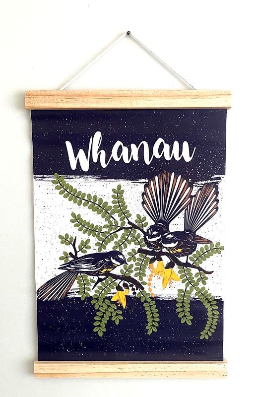 40cm Canvas Hanger WHANAU