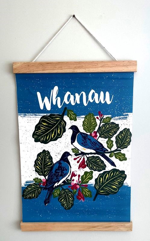 40cm Hanger WHANAU/TUI
